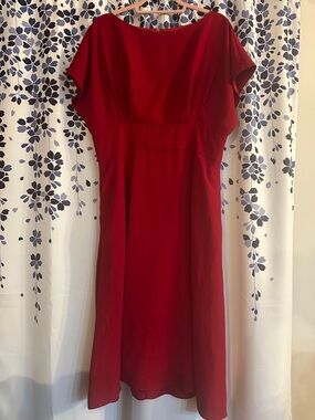 Alexia Admor Deep Red Midi Dress